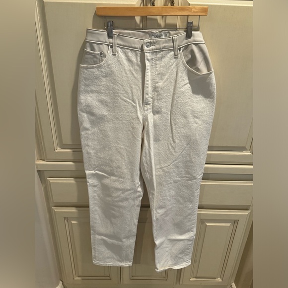 ♥︎A&F Mixed Fabric 90s The Slim Straight Ultra High Rise Curve Love 𝑺𝒊𝒛𝒆:33/16𝑹 - Picture 2 of 4